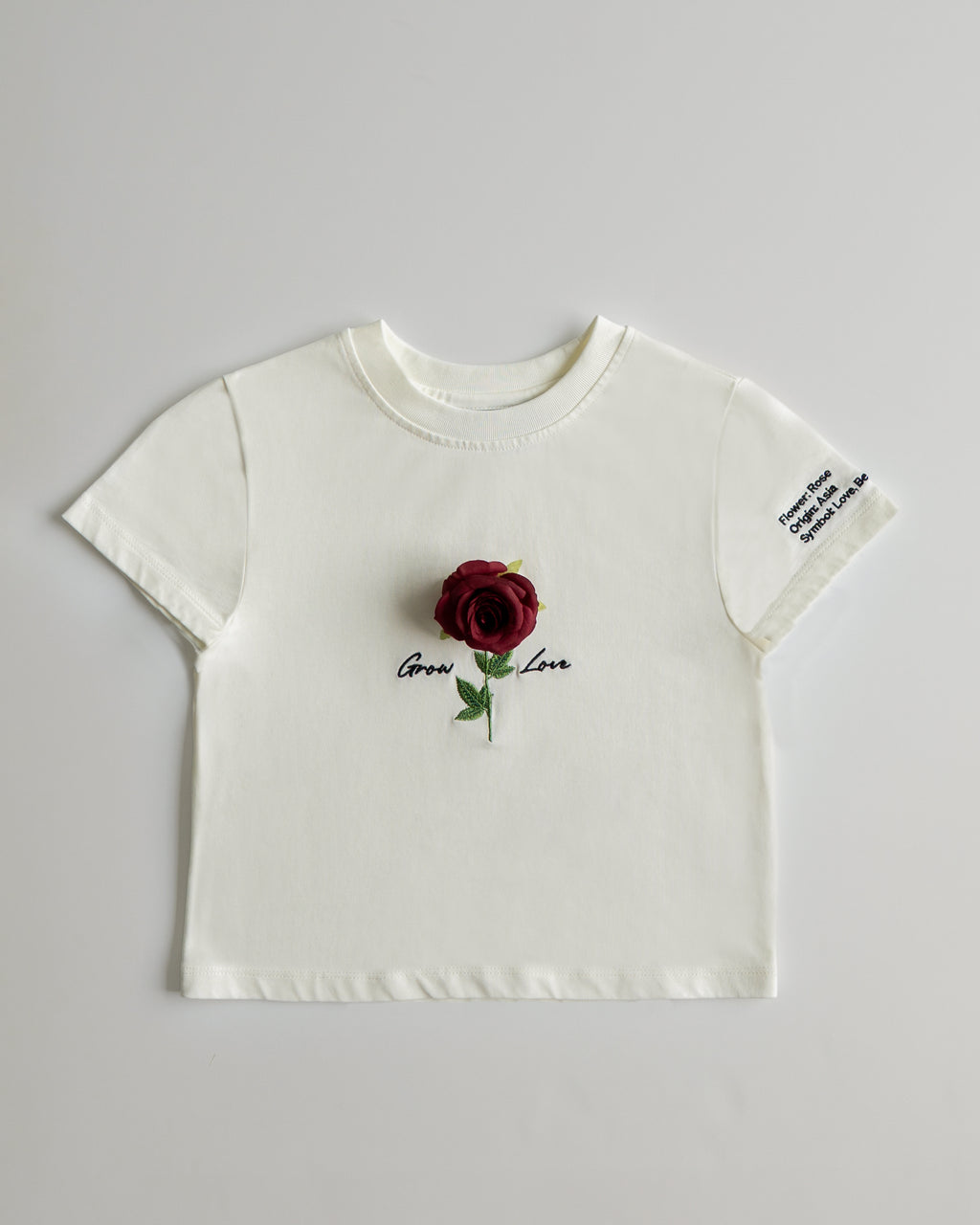 Off White Short Tee – In Between Bloom (+1 Flower)