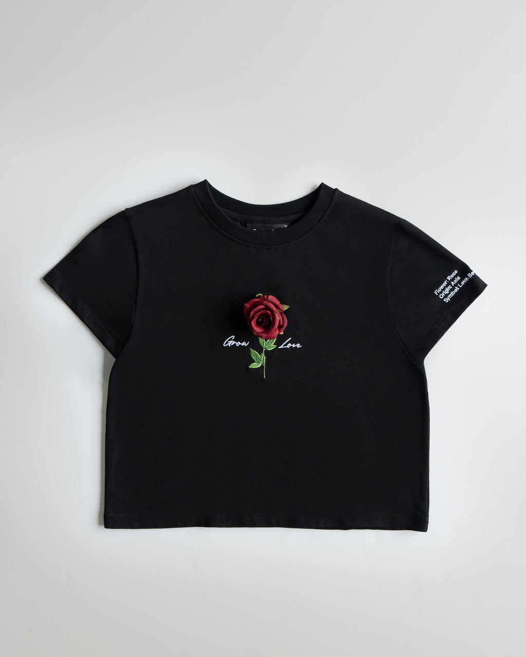 Black Short Tee – In Between Bloom (+1 Flower)