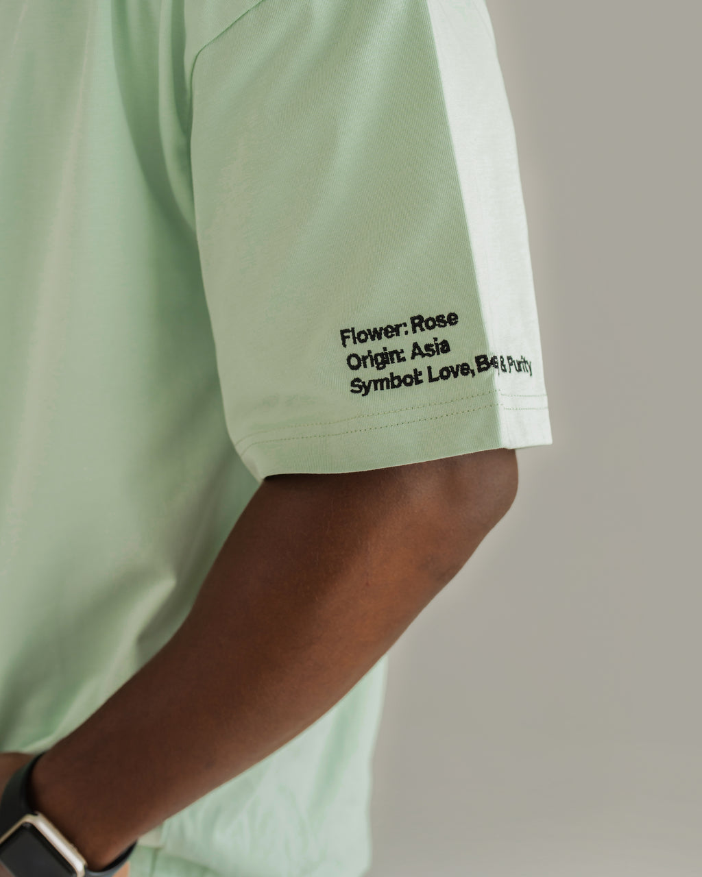 Sage Green Box Tee – In Between Bloom (+1 Flower)